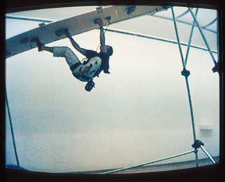 Grace Tang climbing